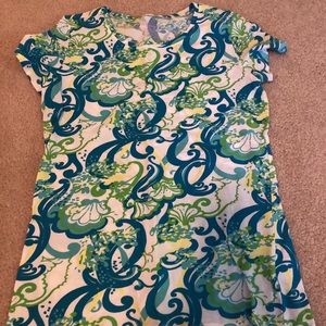 Lilly Tee
